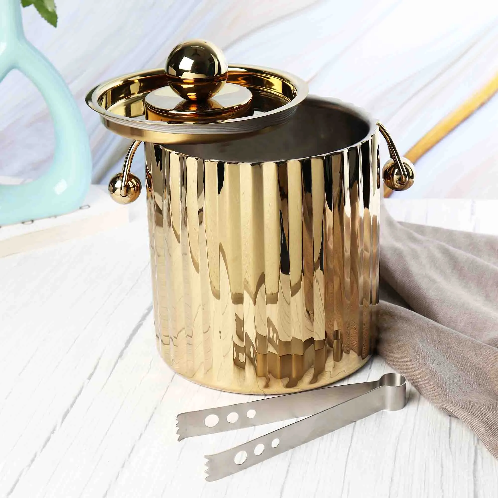 METALLIC ICE BUCKET